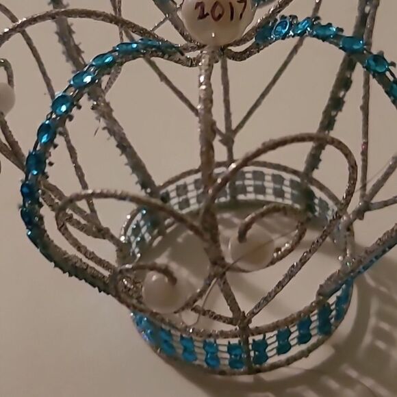 2017 Silver and Blue Decorative Crown Ornament - Picture 4 of 5